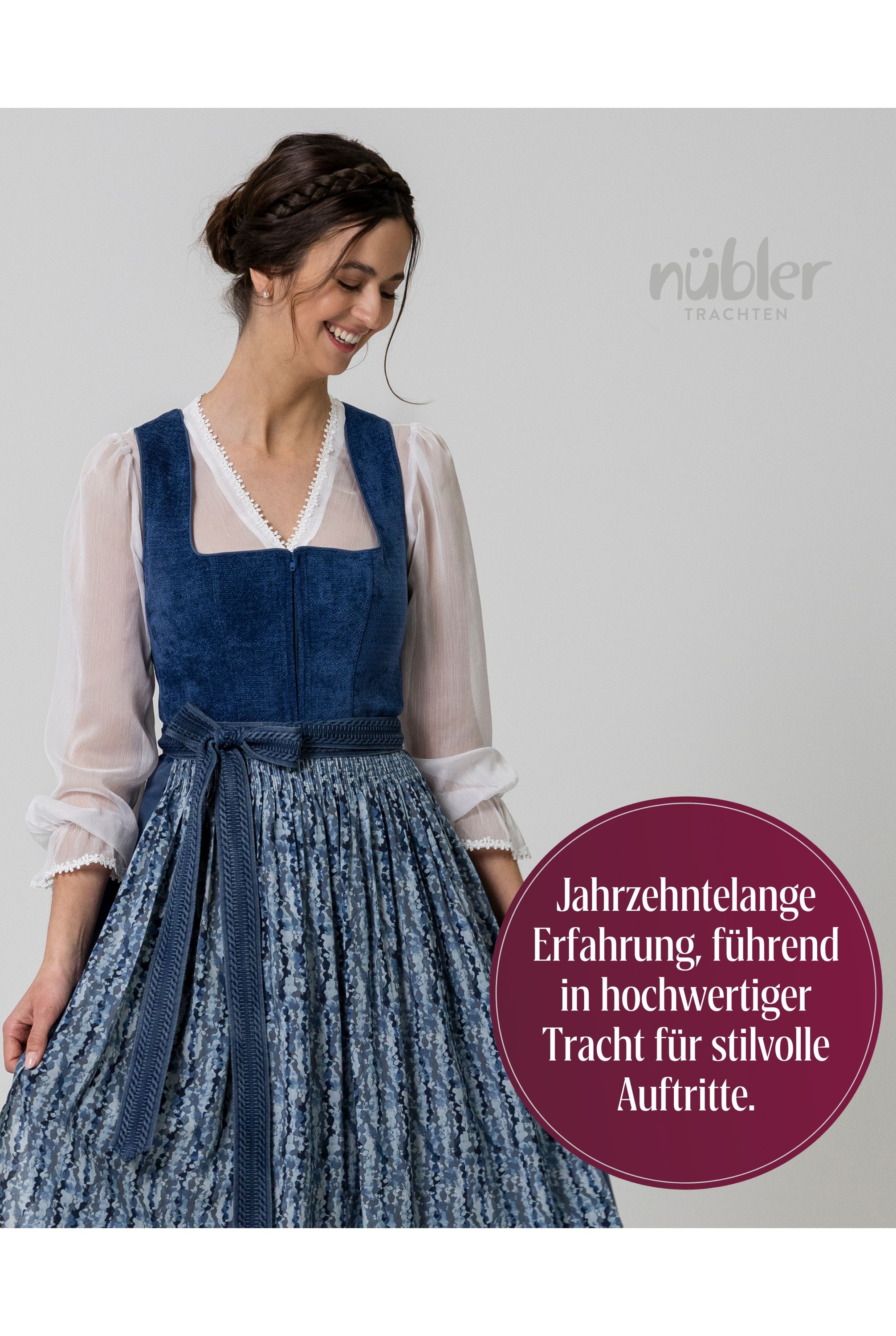 Midi Dirndl Kalea in Kornblume von Nübler