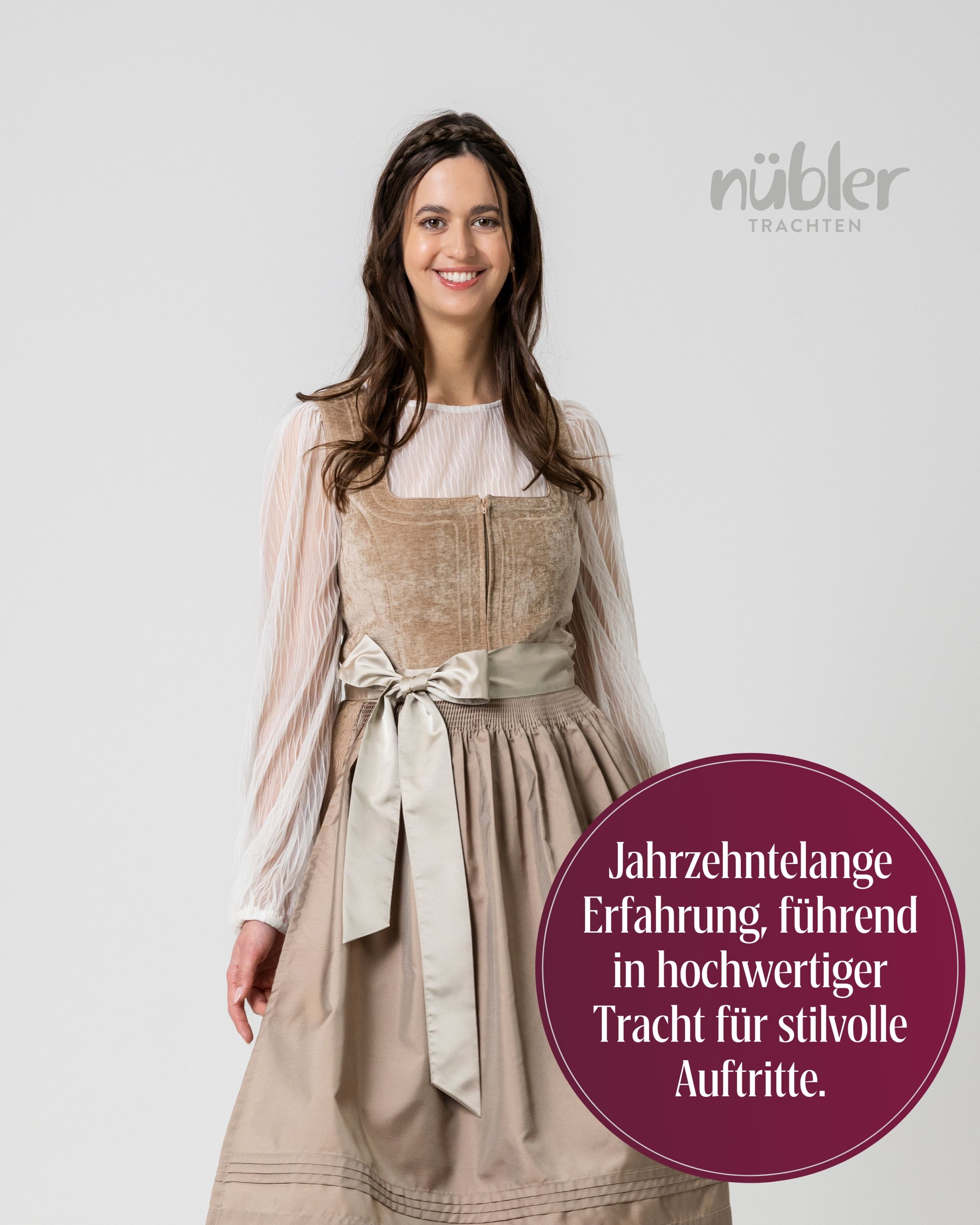 Midi Dirndl Klarissa in Karamellbeige von Nübler