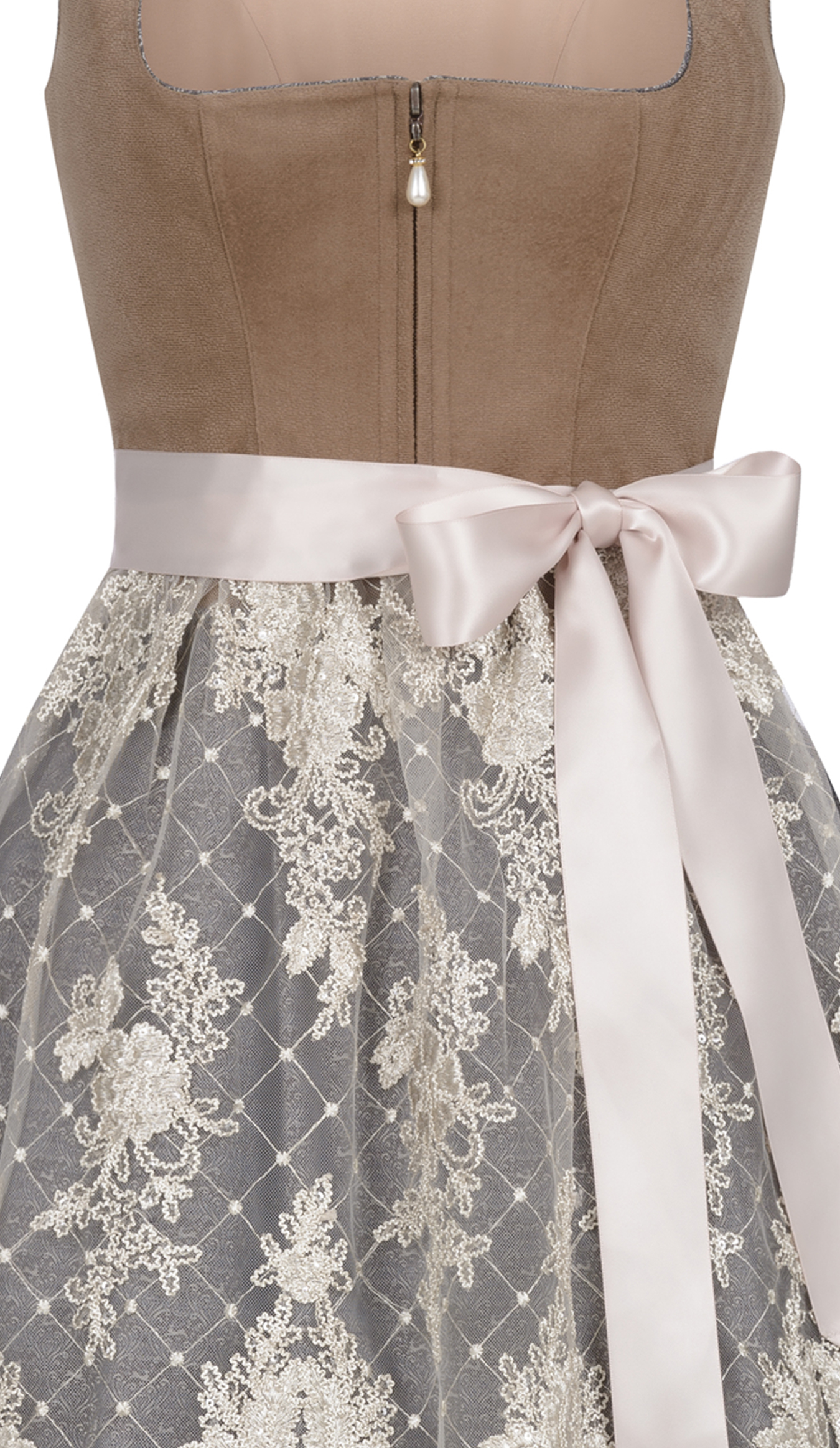 Midi Dirndl Geelke in Braun von Nübler